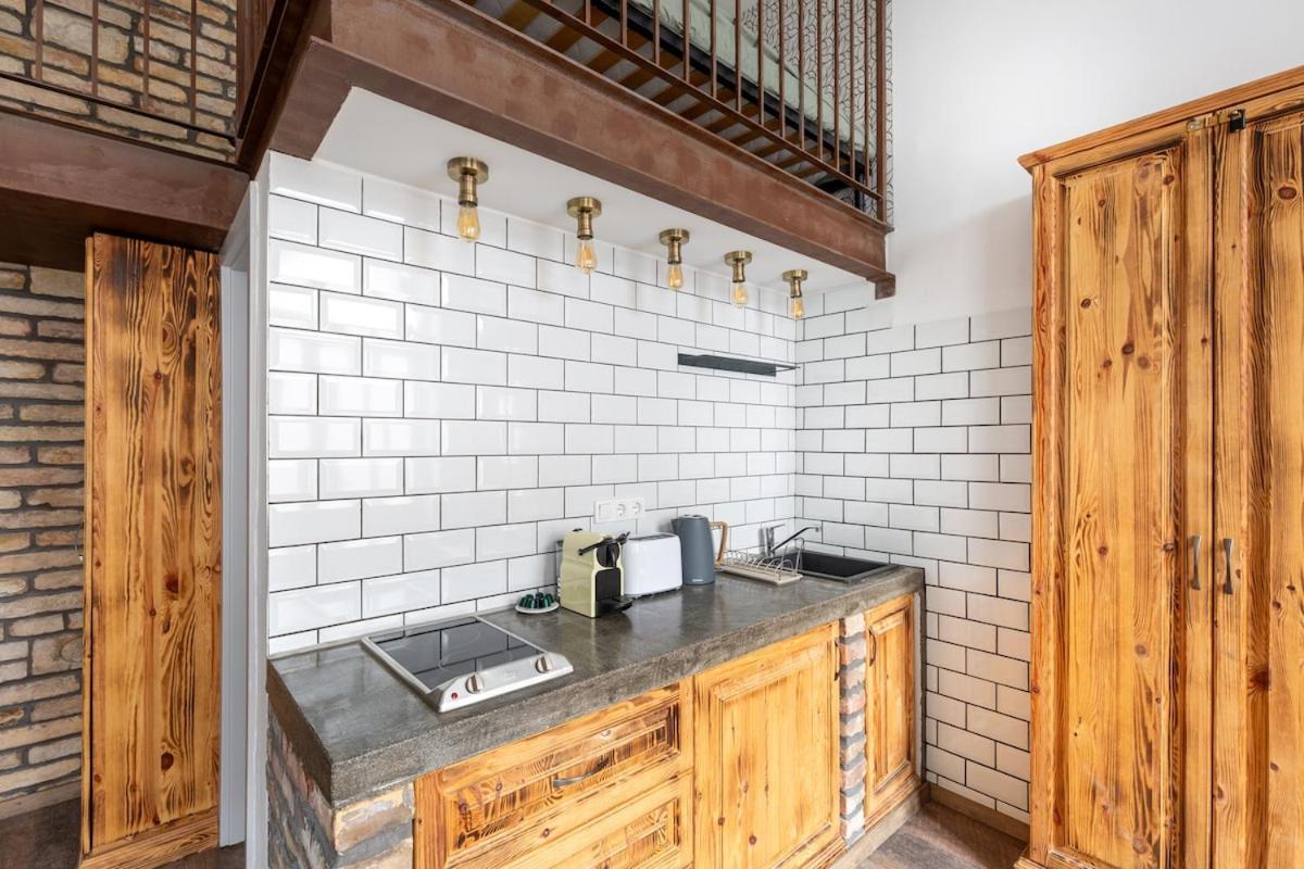 Apartment Fr34b Brenda Designer *
