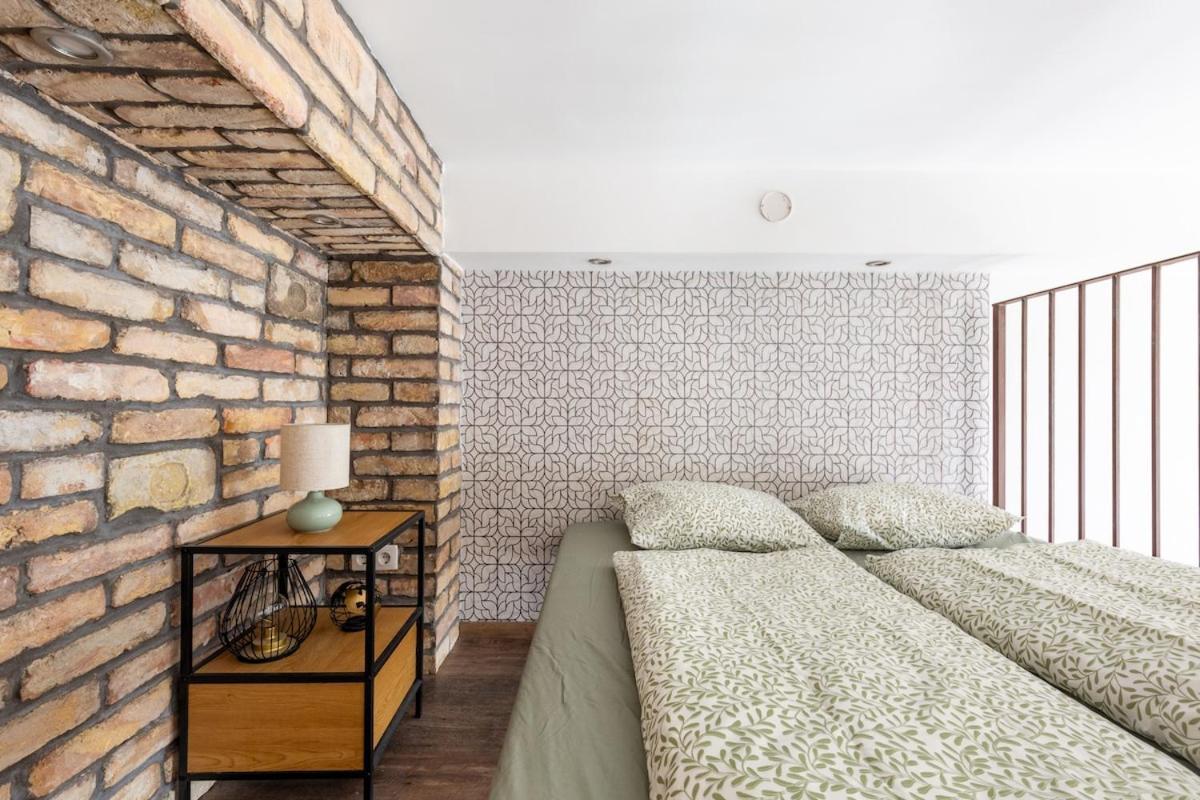 Fr34b Brenda Designer Apartment Budapest